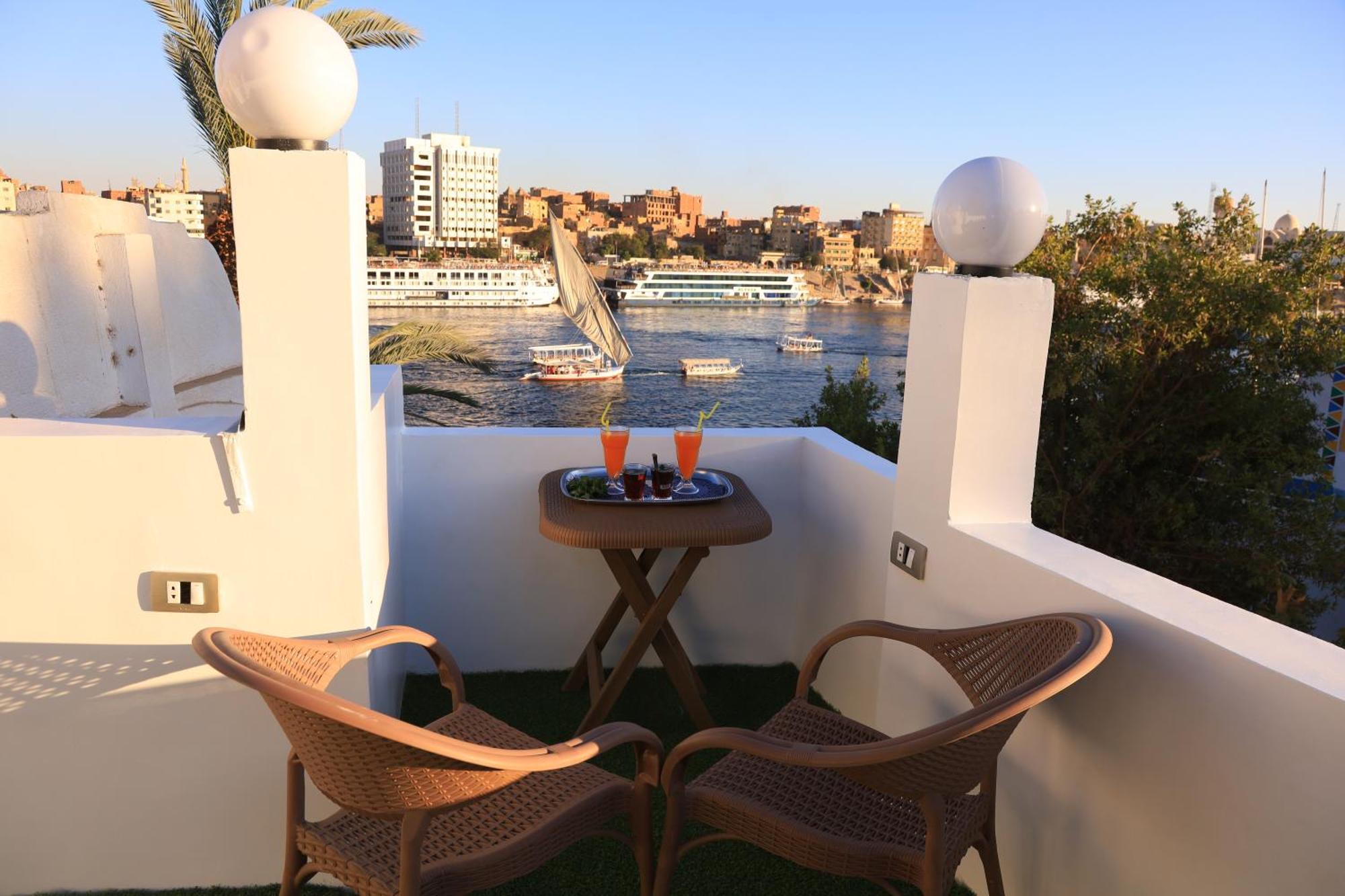 Crystala Guest House Aswan Exterior photo